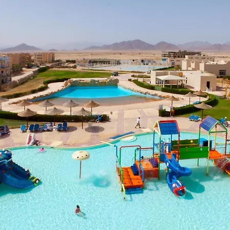 Tirana Aqua Park Resort