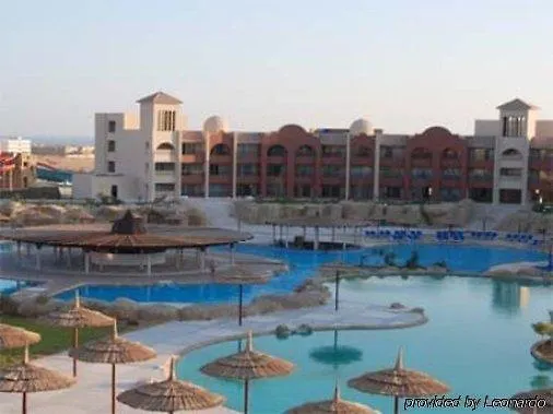 Tirana Aqua Park Resort