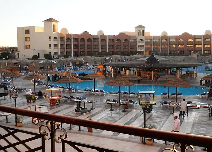 Tirana Aqua Park Üdülőközpont