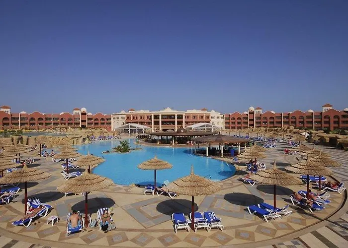 Üdülőközpont Tirana Aqua Park Sarm es-Sejk
