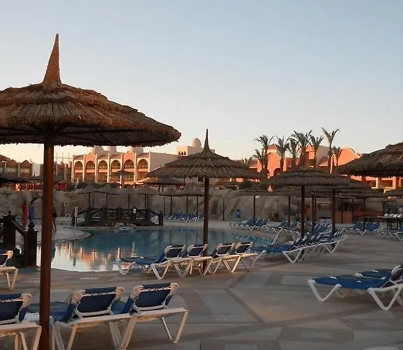 Tirana Aqua Park 4*