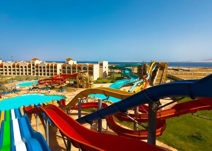 Tirana Aqua Park 4*