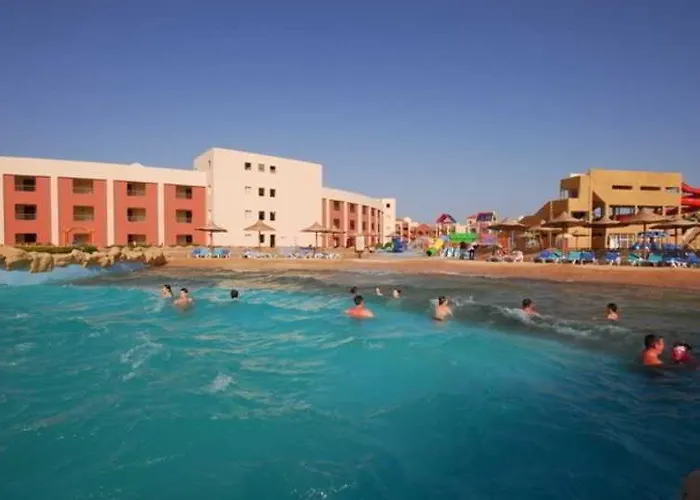 Tirana Aqua Park Sarm es-Sejk